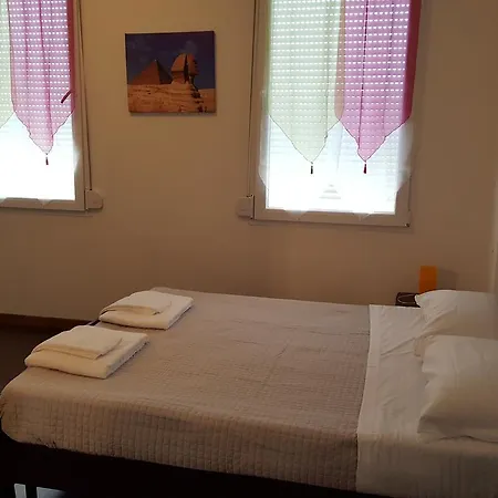 Guest house Ca Moderna/moderno 3*